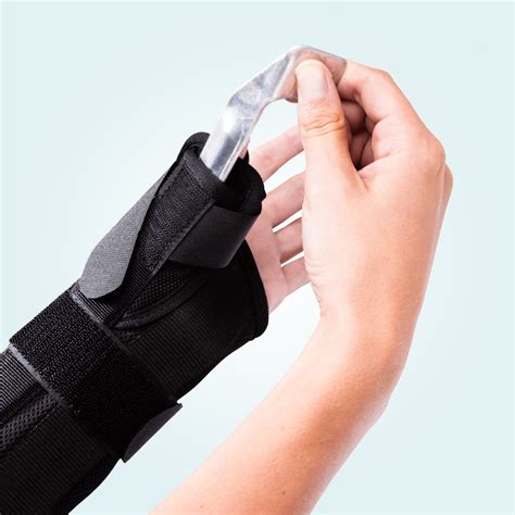 Thumb/Wrist Brace | BeneCare Direct Online UK Shop