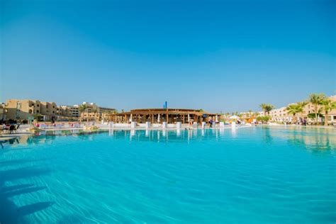 Royal Lagoons Resort & Aqua Park | Egypt Escapes