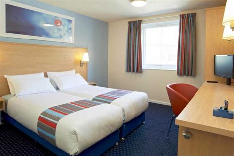 Travelodge London Battersea hotel | englandrover.com