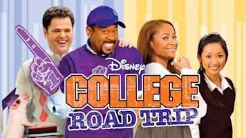 College Road Trip full movie. Family film di Disney+ Hotstar.