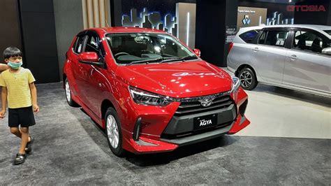 Harga Mobil Toyota Agya: Spesifikasi, Fitur, Kelebihan dan ...