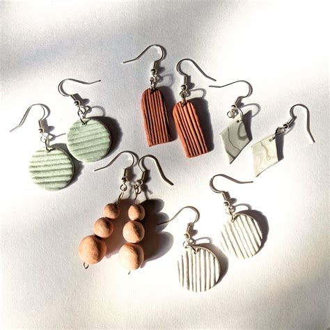 Air-dry clay earrings | Polymer clay jewelry diy, Polymer clay earrings, Clay jewelry