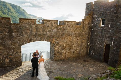 Eilean Donan Castle Weddings | Eilean Donan Castle Wedding Photography ...