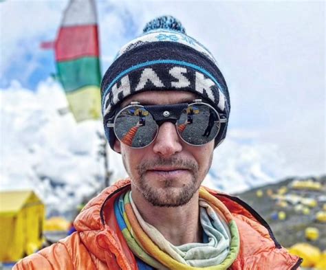 Tyler Andrews Attempting FKT on Manaslu » Explorersweb