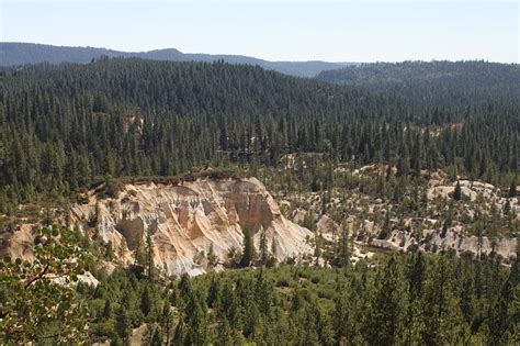 17 of California's Richest Gold Mining Locations - How to Find Gold Nuggets