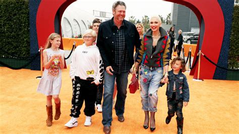 Gwen Stefani & Blake Shelton Are ‘Talking About Having A Baby’ Together ...