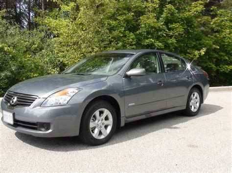 The 5 Most Common 2009 Nissan Altima Problems | Nissan Parts Plus