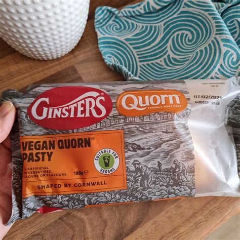 Ginsters Vegan Quorn Pasty Review | abillion