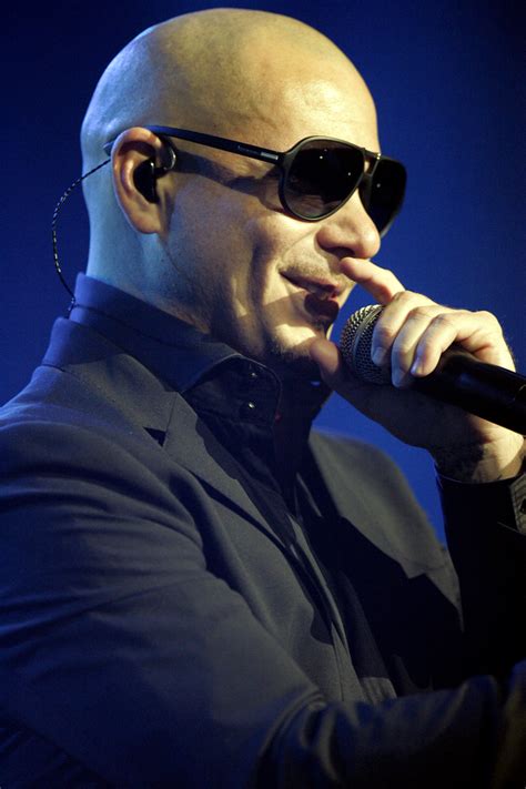 Pitbull (rapper) – Wikipédia, a enciclopédia livre