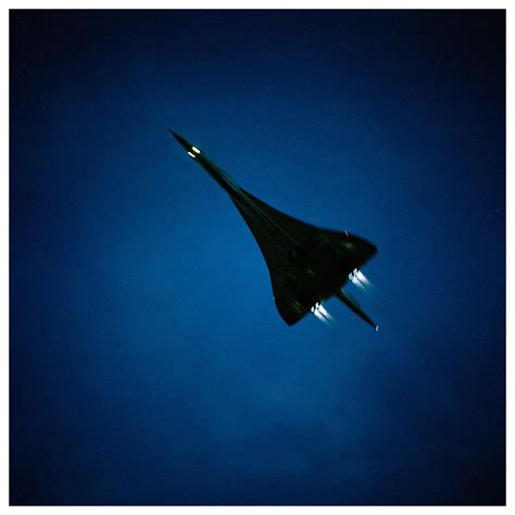 Concorde evening take off (pic I found on Tumblr) : r/aviation