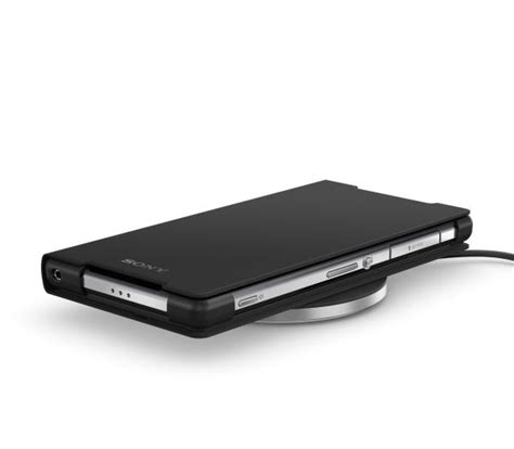 Sony Launches Wireless Charging Accessories for Xperia Z2 Owners