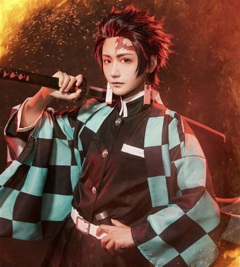 Kimetsu no Yaiba: Alucina con este llameante cosplay de Tanjiro