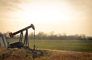 Oil Derrick | Somewhere in Oklahoma | Sarah Nichols | Flickr