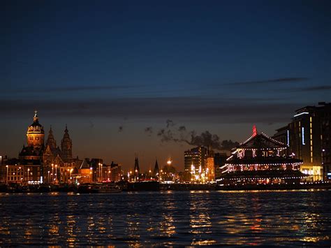 Amsterdam skyline from Oosterdok | Amsterdam travel, Amsterdam photography, Visit amsterdam