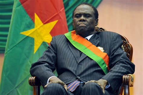 Burkina Faso : Michel Kafando devient officiellement président intérimaire