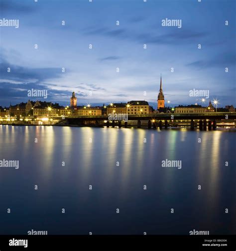 Gamla Stan at night Stock Photo - Alamy