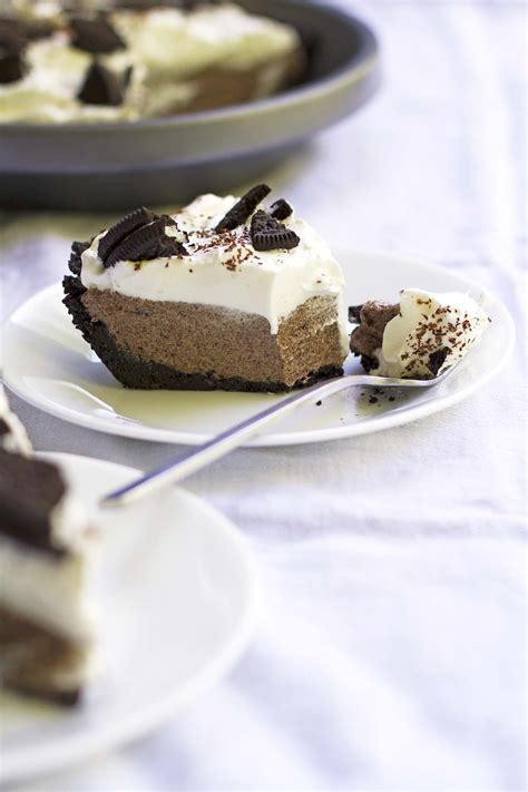 No-Bake French Silk Oreo Pie | Girl Versus Dough