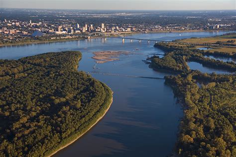 Aerial photo Memphis, Mississippi River | Ron Lowery