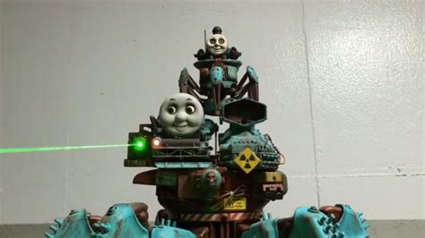 Thomas the spider tank and his sweet little child : r/Bossfight