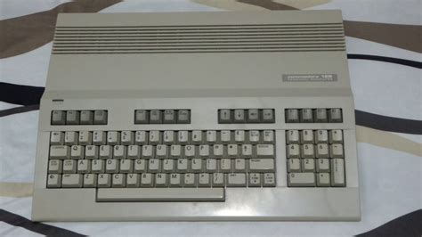 Commodore 128 – Commodore Fan in Japan