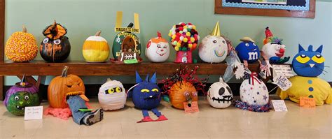 Bell Top Classes Compete in Pumpkin Decorating Contest | East Greenbush CSD