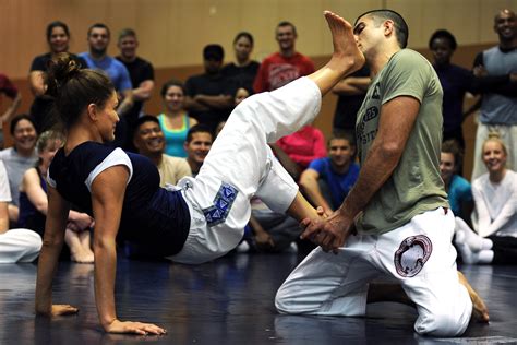 Women Empowered seminar instills Jiu-Jitsu, self-defense strategies ...