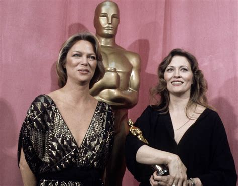 Faye Dunaway and Louise Fletcher at the 1977 Oscars | Faye Dunaway in pictures | Pictures | Pics ...