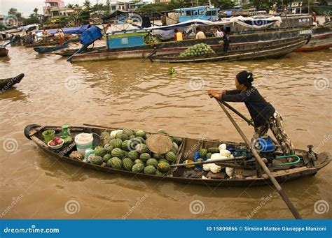 Chau Doc Floating Market,Vietnam Editorial Photo - Image of long, vinh: 15809866