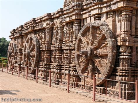 What is the secret of Sundial at Konark Sun temple in India?