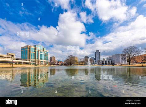 Huntsville, Alabama, USA park and downtown cityscape Stock Photo - Alamy