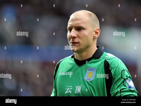 Aston Villa's Brad Guzan Stock Photo - Alamy