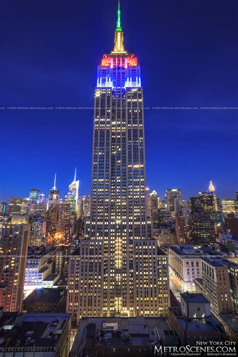 Looking up at the Empire State Building at night - MetroScenes.com - Christmas in New York City ...