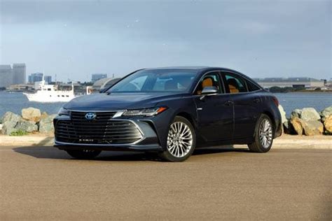 Used 2020 Toyota Avalon Hybrid Consumer Reviews - 56 Car Reviews | Edmunds