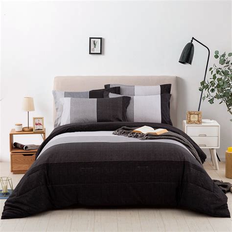 Black and White Striped 7 Pieces Comforter Set With 4 Pillows – Wongs ...