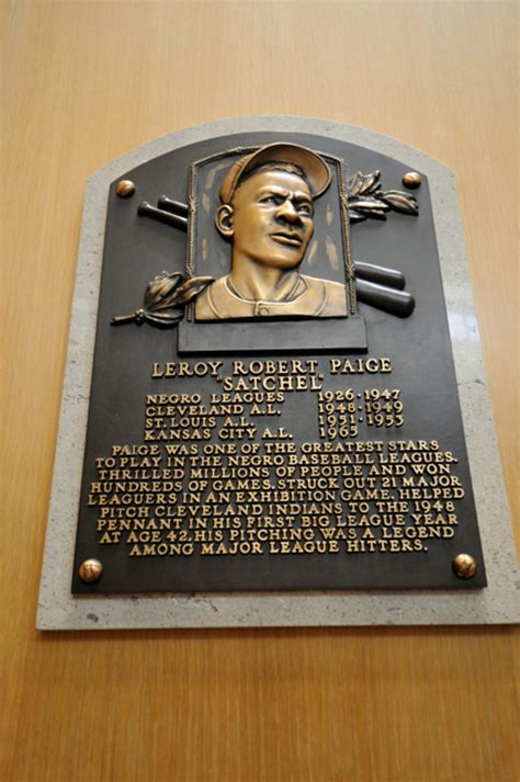 Baseball Hall of Fame plaques (photos) - CNET