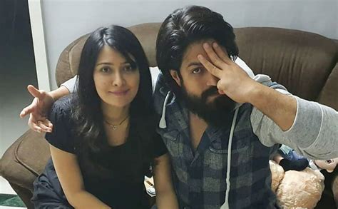 KGF star Yash reveals the perks of following 'wife friendly rules'