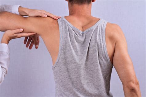 Treatment for Frozen Shoulder Pain | Continuum Wellnessnews