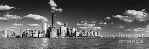 Manhattan Skyline panorama Photograph by Justin Foulkes - Pixels