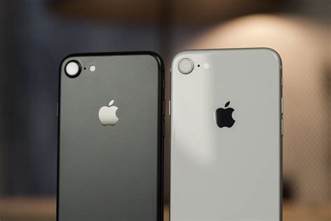 Apple iPhone 7 vs iPhone 8 | Photo by www.benmiller.at | Flickr