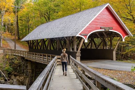 Flume Gorge New Hampshire: Easy Hike and Stunning Fall Foliage