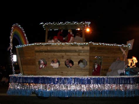 Image result for Church Christmas Floats | Christmas parade, Christmas parade floats, Christmas ...