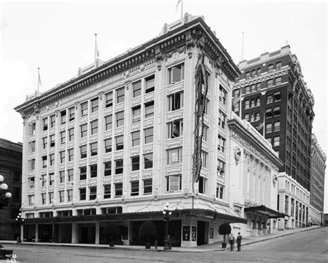 Pantages, Alexander (1876-1936) - HistoryLink.org