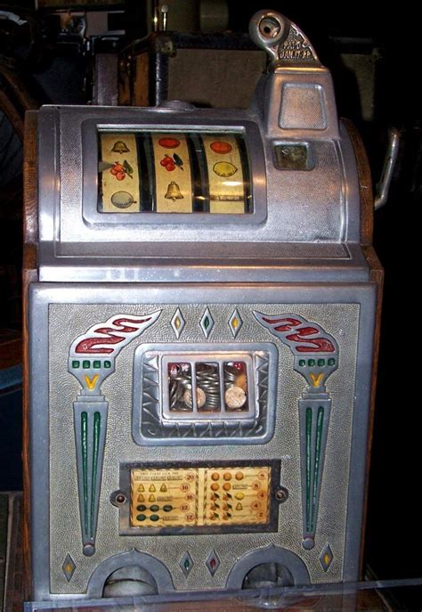 Where did the BAR on slot machines come from? - Casino.org Blog