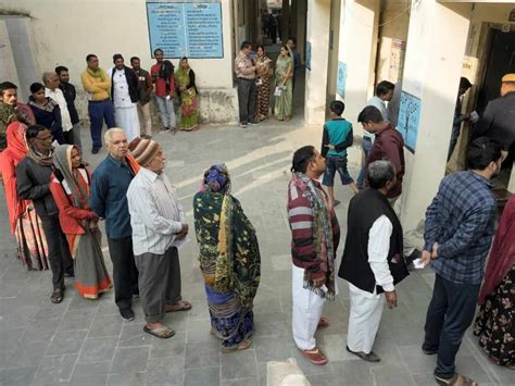 Rajasthan logs 9.77 pc voter turnout till 9.30 am: EC