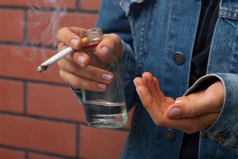 Alcohol and tobacco are the worst addictive drugs | Matrix Diagnostics