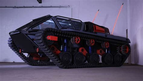 800 HP Ripsaw EV3-F4 is a luxury tank, fastest tracked vehicle - Shifting-Gears