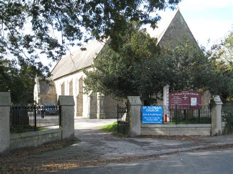 St Illogan Parish Church © Rod Allday cc-by-sa/2.0 :: Geograph Britain and Ireland