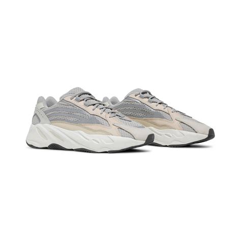 adidas Yeezy Boost 700 V2 Cream - OFour