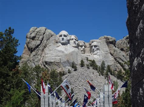 2 On the Road: Mount Rushmore National Memorial