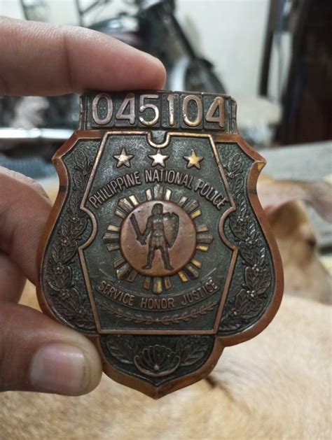 Vintage police badge of philippine national police, Hobbies & Toys, Memorabilia & Collectibles ...